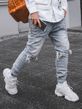 Load image into Gallery viewer, Chain Denim
