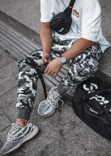 Load image into Gallery viewer, Cargo Pants - Snow Camo
